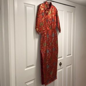 Smashing Chinese dress for evening 🤩